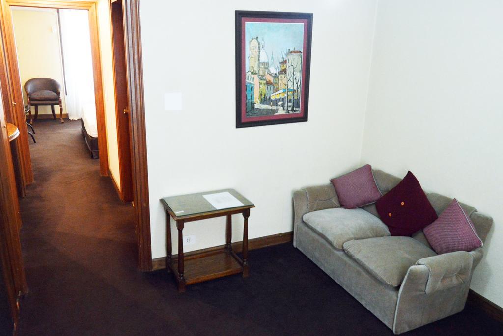 Hotel Posta Carretas บัวโนสไอเรส ห้อง รูปภาพ