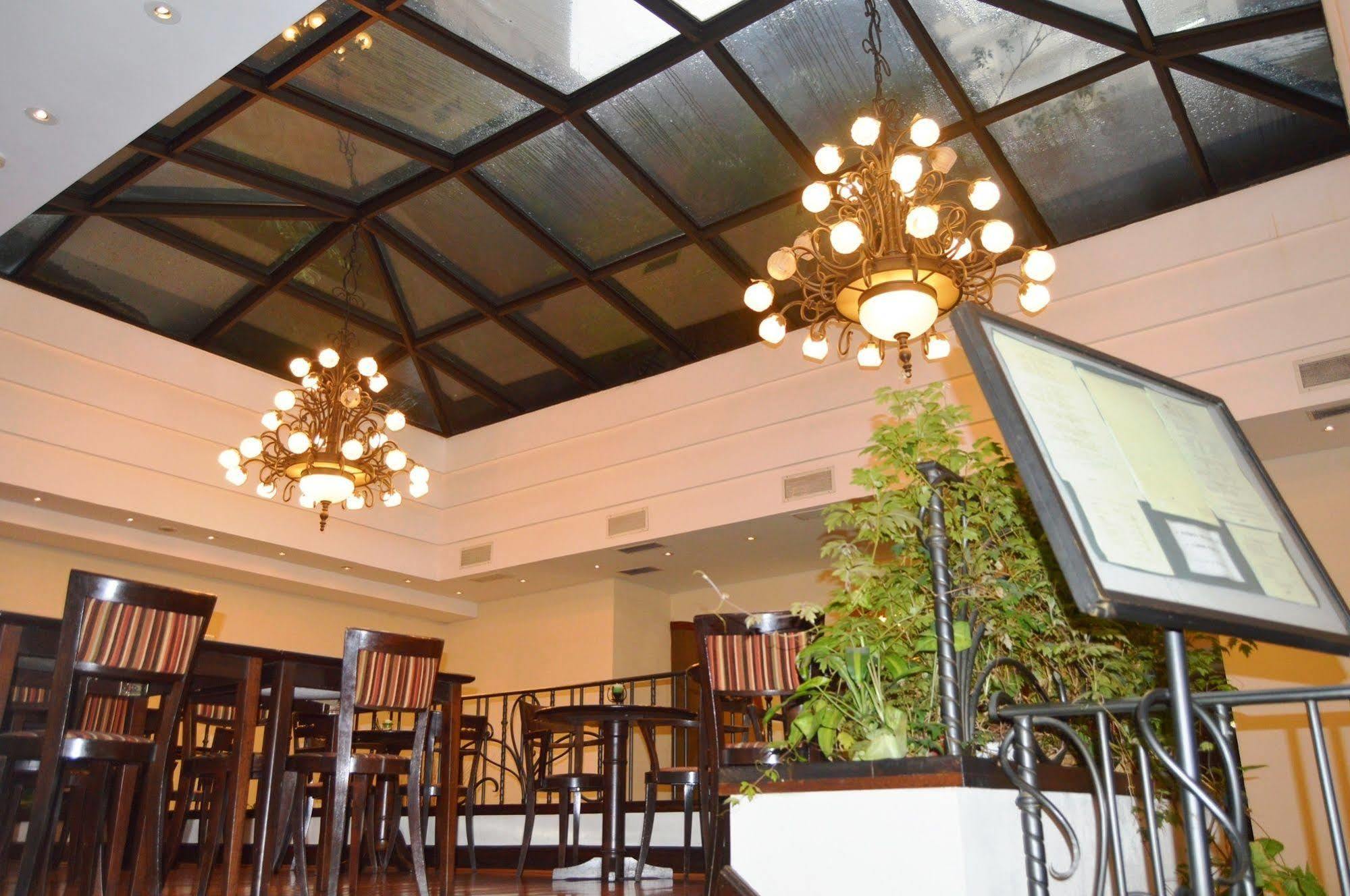 Hotel Posta Carretas บัวโนสไอเรส ภายนอก รูปภาพ